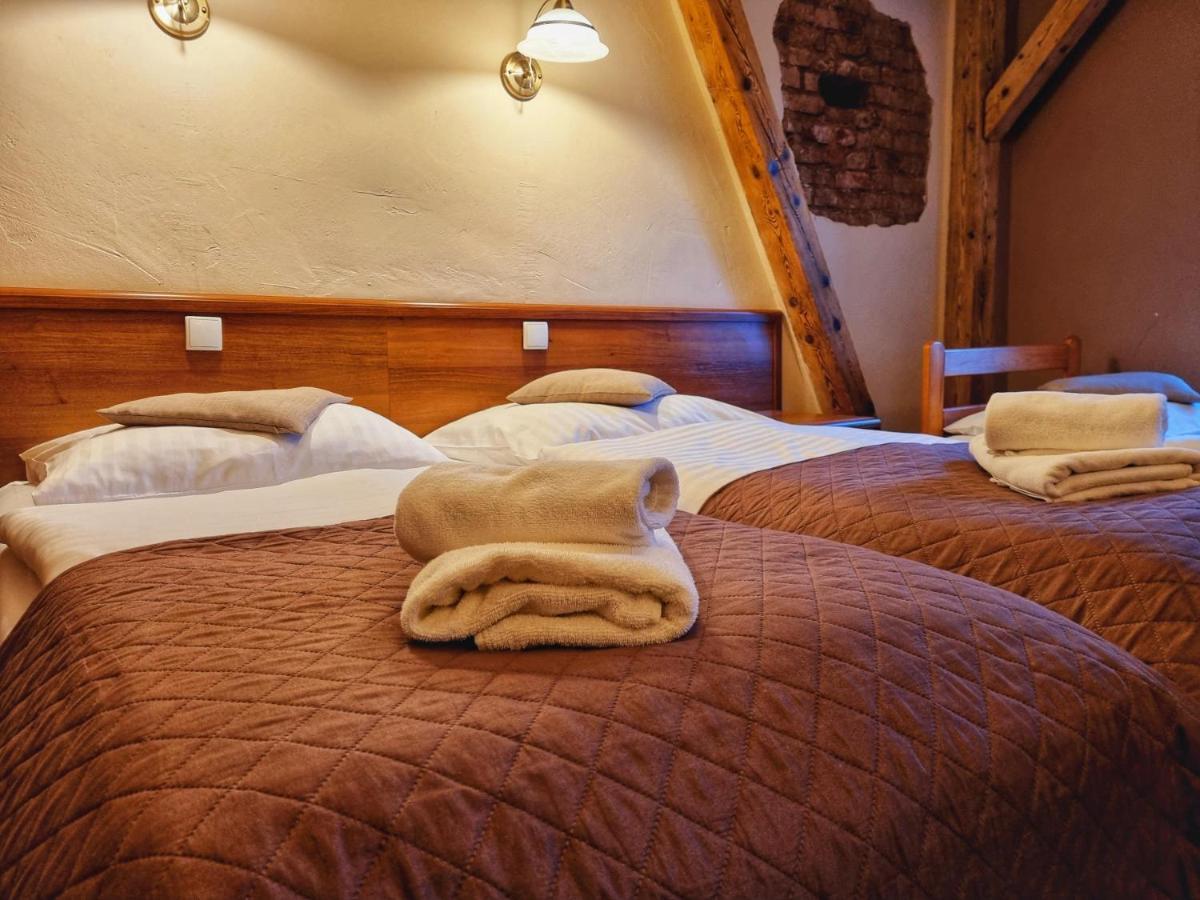 Hotel Zamkowy Mlyn Krapkowice Eksteriør billede