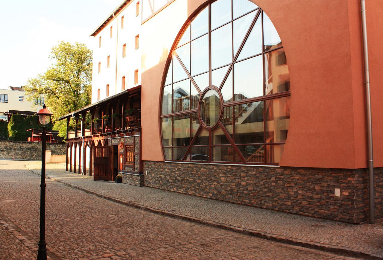 Hotel Zamkowy Mlyn Krapkowice Eksteriør billede